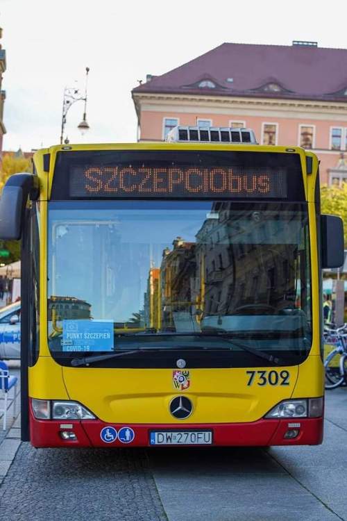 vacci-bus